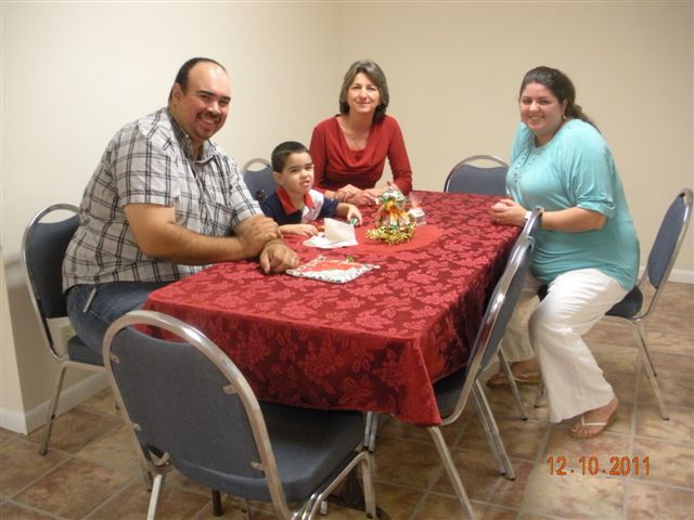 JTRG Christmas Dinner 121011 004.jpg